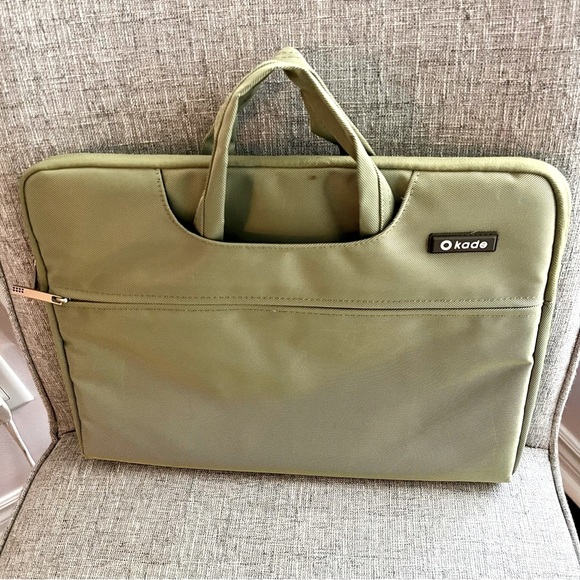 ๐ Green Laptop Bag ๐ - Picture 1 of 5